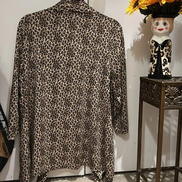 Vintage PeterNygard kimono/shrug. Has lots of stretch XL. Great for traveling l - Picture 4 of 5